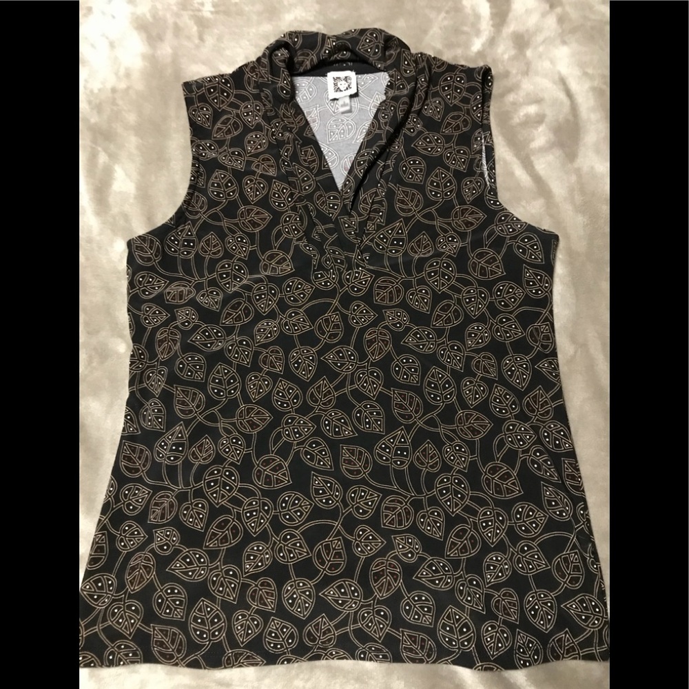 Anne Klein sleeveless knit blouse size small